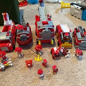 Fire Rescue Marshall Paw PatrolPlayset with Vehicles and Figures